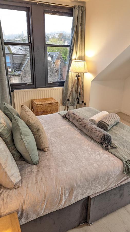 Lovely 2 Bedroom Apartment In Central Location Greenock Kültér fotó