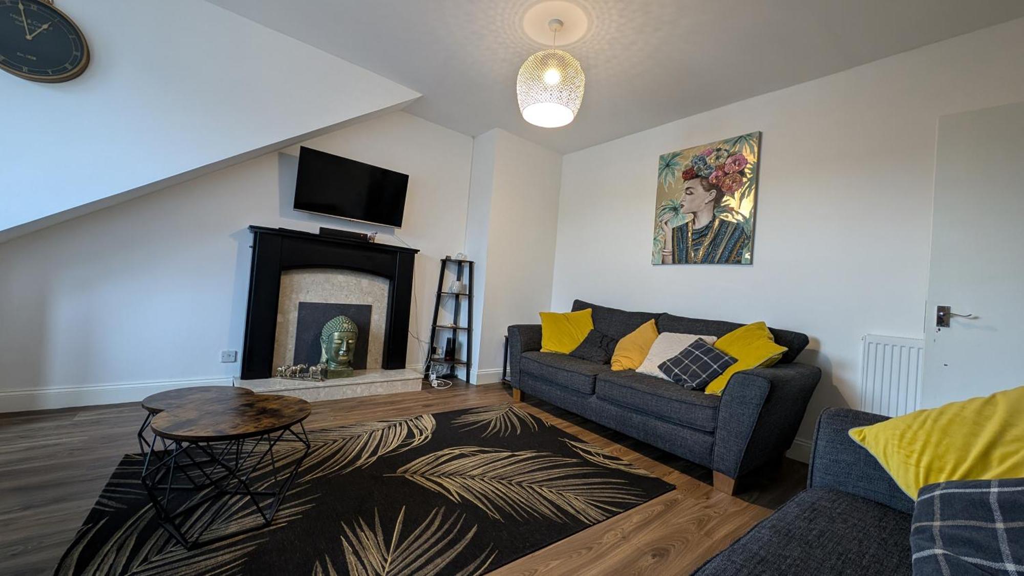 Lovely 2 Bedroom Apartment In Central Location Greenock Kültér fotó
